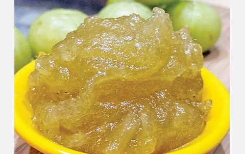நெல்லிக்காய் ஜூஸ்.