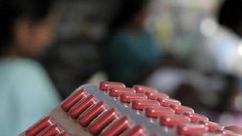 1,100 காலிப்பணியிடங்கள்: பணிப்பளு அதிகரித்தபோதிலும் நிரப்பாமல் இருப்பதால் மருந்தாளுநர்கள் அதிருப்தி