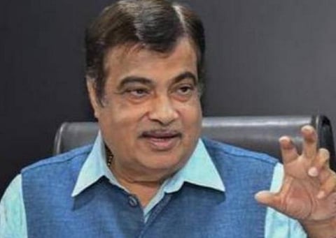 பொருளாதார மந்த நிலையில் இருந்து வெளிவருவதற்கு முழு நடவடிக்கை எடுக்கப்படும்: நிதின் கட்கரி