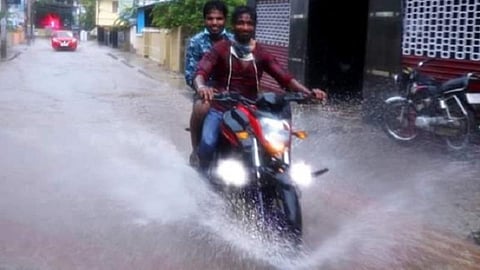 குமரியை குளிர்வித்து வரும் கோடை மழை: மயிலாடியில் 113 மிமீ., பதிவு