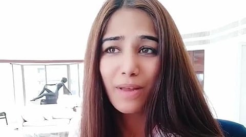 நான் கைதாகவில்லை; வீட்டில்தான் இருக்கிறேன்: பூனம் பாண்டே
