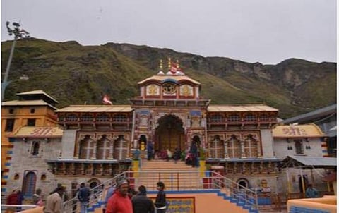 பத்ரிநாத் கோயில் நடை திறப்பு: பிரதமர் மோடி சார்பில் முதல் பூஜை
