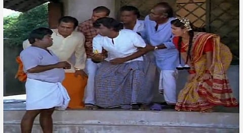 நக்கல் டைமிங், நையாண்டி ரைமிங்கில் கவுண்டமணி காமெடி ராஜா! - கவுண்டமணி பிறந்தநாள் இன்று!