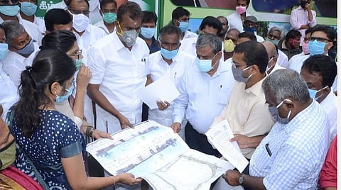 கோவையில் ரூ.40 கோடி மதிப்பில் ஸ்மார்ட் சிட்டி பணிகள்: அமைச்சர் வேலுமணி தொடங்கி வைத்தார்