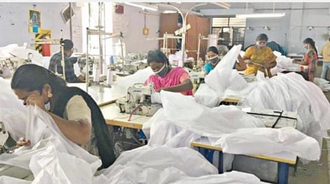 கரோனா அலையிலும் கரை சேரும் திருப்பூர் பனியன் நிறுவனங்கள்!