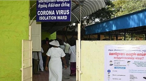 தமிழகத்தில் கரோனா பரவல் தடுப்பு பணிகளுக்காக 33 மாவட்டங்களுக்கு சிறப்பு அதிகாரிகள் நியமனம்: கள ஒருங்கிணைப்புக் குழு அதிகாரிகளாக நியமிக்கப்பட்டவர்களுக்கும் சிறப்பு பொறுப்பு