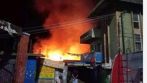 ஊட்டி நகராட்சி மார்க்கெட் தீ விபத்து: கள்ளச்சந்தை எரிவாயு சப்ளை காரணமா?