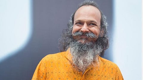 கரோனாவை கட்டுப்படுத்த அரசின் புதிய வழி: நீரவ் ஷா நக்கல் பதிவு