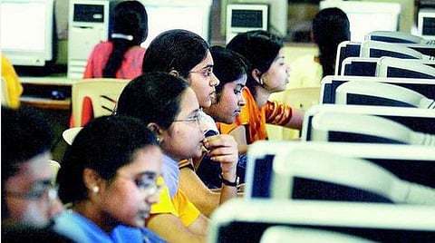 109 அரசு கலை அறிவியல் கல்லூரிகளில் விரைவில் ஆன்லைனில் மாணவர் சேர்க்கை: உயர் கல்வித்துறை திட்டம்