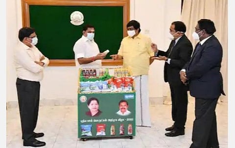 நோய் எதிர்ப்பு சக்திமிக்க மோர் உள்ளிட்ட ஆவின் நிறுவனத்தின் 5 தயாரிப்புகள்: முதல்வர் பழனிசாமி அறிமுகப்படுத்தினார்