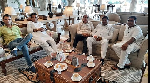 ஐந்து நட்சத்திர சொகுசு விடுதியில் ராஜஸ்தான் காங்கிரஸ் எம்எல்ஏக்கள்: பலத்த போலீஸ் பாதுகாப்பு