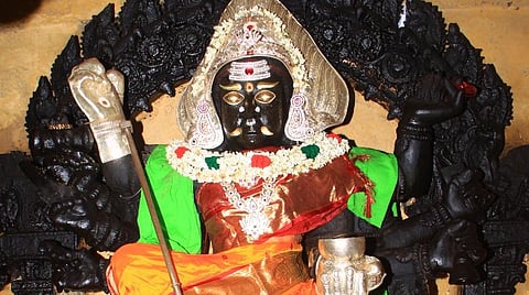 துக்கமெல்லாம் தீர்க்கும் துர்கா ஸ்லோகம்; இன்னல் தீர்க்கும் எலுமிச்சை தீப வழிபாடு!