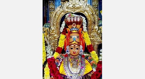 ஆடி மாத சிறப்புகள்; கதம்ப சாதம், சித்ரான்னம், கூட்டு வழிபாடு; அம்பிகையைக் கொண்டாடுவோம்!