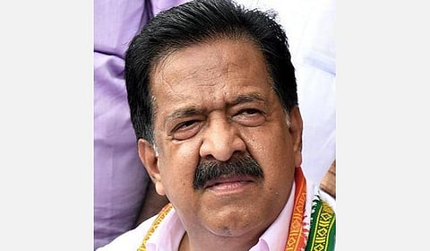 முதல்வரின் கைப்பாவையாக மாறிய மார்க்சிஸ்ட்: கேரள காங். மூத்த தலைவர் ரமேஷ் சென்னிதாலா குற்றச்சாட்டு