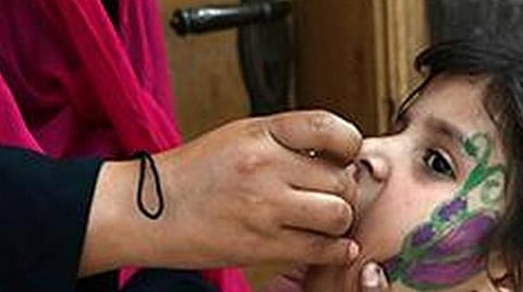 பாகிஸ்தானில் மீண்டும் குழந்தைகளுக்குப் போலியோ சொட்டு மருந்து