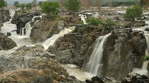ஒகேனக்கல் காவிரியில் நீர்வரத்து அதிகரிப்பு