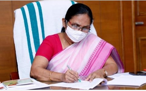 கேரளத்தில் இன்று புதிதாக 1,129 பேருக்கு கரோனா தொற்று: சுகாதாரத்துறை அமைச்சர் ஷைலஜா தகவல்