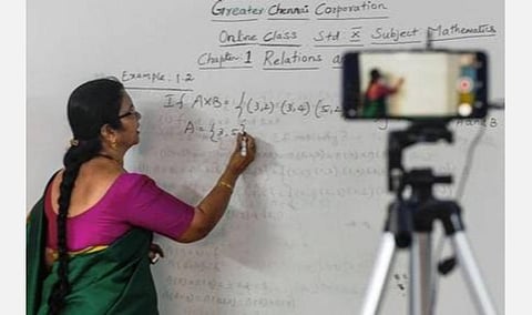 ஆன்லைன் வகுப்பில் வெளி ஆட்கள் குறுக்கீடு: அண்ணா நகர் சைபர் பிரிவில் புகார் பதிவு