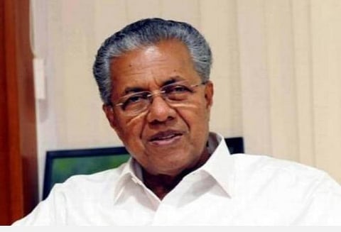 வெளிநாடுகளில் வேலை இழந்தோருக்குத் தலா ரூ.5 ஆயிரம் நிதியுதவி: கேரள முதல்வர் பினராயி விஜயன் அறிவிப்பு