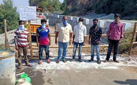 திண்டுக்கல் மாவட்டத்தில் வேகமெடுக்கும் கரோனா: கிராமங்களில் பரவல் அதிகரிப்பு: தாமாக 10 நாட்கள் ஊரடங்கை விதித்துக் கொண்ட நத்தம் கிராமவாசிகள்