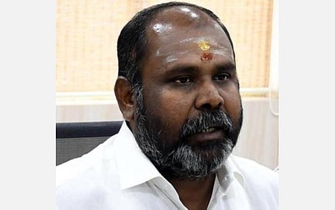 மருத்துவமனையில் எம்எல்ஏக்களுக்கு கரோனா சிகிச்சை; செலவினம் குறித்து பேரவை செயலர் முடிவு: வருவாய் துறை அமைச்சர் உதயகுமார் தகவல்