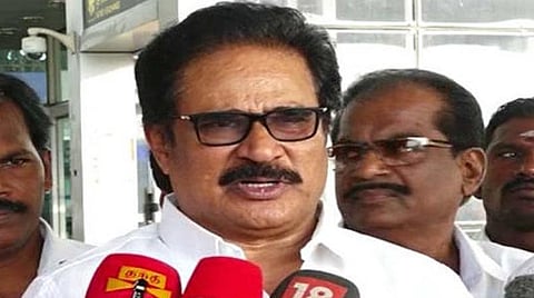 தமிழக வேலை வாய்ப்புகளில் தமிழக இளைஞர்களுக்கு முன்னுரிமை: அரசு சட்டத்திருத்தம் கொண்டு வரவேண்டும்: திருநாவுக்கரசர் வலியுறுத்தல்