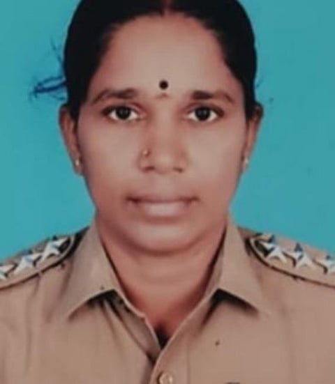 காவல் ஆய்வாளர் எம்.கவிதா