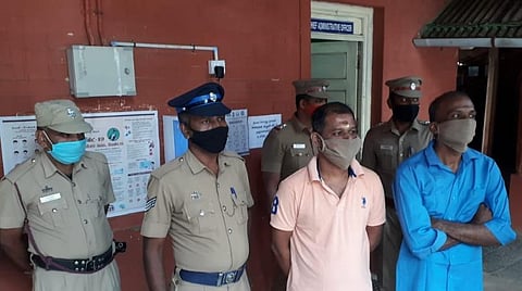 விசாரணைக்கு ஆஜராக வந்த சயான் மற்றும் மனோஜ்