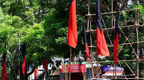 கள்ளக்குறிச்சிக்கு புதிய நிர்வாகிகள் நியமிக்கப்பட்டும் விழுப்புரம் மாவட்ட திமுகவில் திருக்கோவிலூர் தொகுதி நீடிப்பது ஏன்?