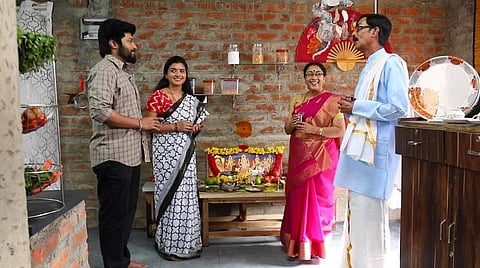 நான் 'செம்பருத்தி' சீரியல்ல நடிக்கிறேன்னு ராதிகாவுக்கு தெரிஞ்சா அவ்ளோதான்! - மீண்டும் சின்னத்திரைக்குள் நுழைந்த மனோபாலா!