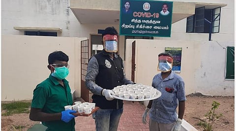 திருப்பத்தூர் அருகே அரசு சித்த மருத்துவமனையில் கரோனா நோயாளிகள் 135 பேர் குணமடைந்து வீடு திரும்பினர்