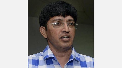 ஆந்திரா, கர்நாடகாவில் தொற்று அதிகரிப்பு: தமிழகத்தில் பொதுமக்கள் அதிக எச்சரிக்கையுடன் இருக்க வேண்டும்- சுகாதாரத் துறை செயலர் அறிவுறுத்தல்