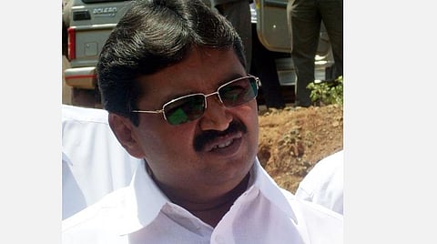 கரோனா பரிசோதனைக்கு மட்டுமல்ல; படுக்கைகளுக்கும் பஞ்சம்: கோவை எம்எல்ஏ கார்த்திக் பேட்டி