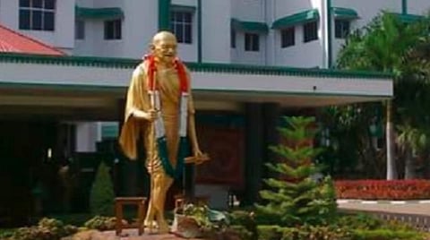 மணல் கடத்தலைத் தடுக்க அதிகாரிகள் தொடர் கண்காணிப்பில் ஈடுபட வேண்டும்: நீதிபதிகள் கருத்து