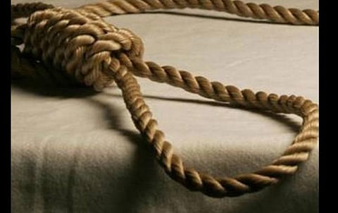 அம்பத்தூர் தொகுதி முன்னாள் எம்எல்ஏ மகன் தூக்கிட்டு தற்கொலை