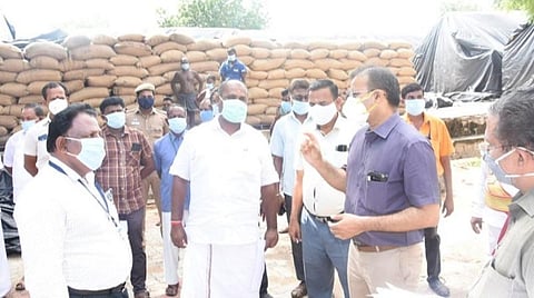 இளைஞர்களுக்கு வேலைவாய்ப்பினை உருவாக்கி எதிர்க்கட்சிகளின் பொய் குற்றச்சாட்டுக்கு முதல்வர் பதிலடி: அமைச்சர் ஆர்.பி.உதயகுமார்