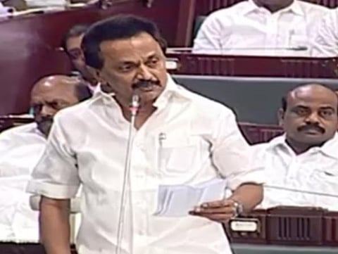 ஜல்லிக்கட்டுப் பிரச்சினைக்குத் தீர்வுகாண முடிந்ததுபோல் நீட் தேர்வுக்கும் தீர்வு காணலாம்: சட்டப்பேரவையில் ஸ்டாலின் யோசனை