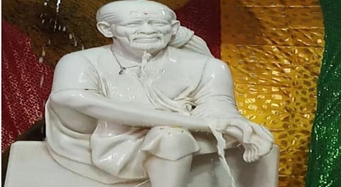 ’யாருக்கு தந்தாலும் அது எனக்குத் தந்ததுதான்’ - பகவான் சாயிபாபா