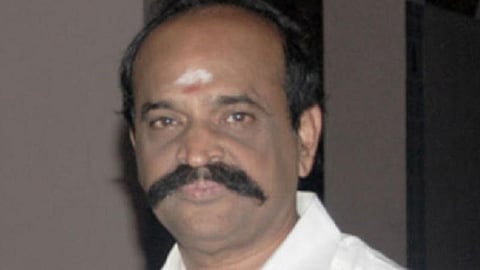 நடிகர் சங்கத் தேர்தல் தொடர்பாக பேச்சுவார்த்தை நடத்த முன்வந்தால் அரசு உதவி செய்யும்: அமைச்சர் கடம்பூர் ராஜூ