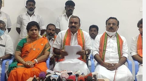 வேளாண் சட்டத்தால் அதிக லாபம்; விவசாயிகள் மட்டுமே விலையை நிர்ணயிக்க முடியும்- பாஜக தலைவர் முருகன் பேட்டி