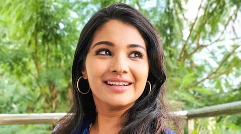 'ஆயுத எழுத்து' சீரியல் நிறுத்தம்; காரணம் தெரியாது: சரண்யா