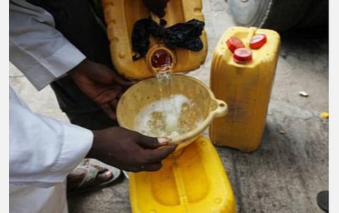 அக்.1 முதல் நியாயவிலை கடைகளில் மண்ணெண்ணெய் விலை ரூ.2.80 வரை உயர்கிறது: உணவு வழங்கல் ஆணையர் சுற்றறிக்கை