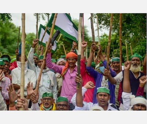 பாரதிய கிசான் யூனியன் விவசாயிகள் பிரதமர் மோடிக்கு எதிராக கோஷம். தேதி செப்.25. இடம்: அலகாபாத்.