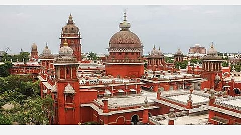 அசாம் பெண்ணுக்கு திருப்பூரில் பாலியல் வன்கொடுமை: உயர் நீதிமன்றம் வேதனை; நடவடிக்கை எடுக்க ஐஜிக்கு உத்தரவு