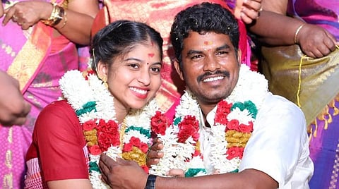 கள்ளக்குறிச்சி எம்எல்ஏ திடீர் திருமணம்: காதலியைக் கரம் பிடித்தார்