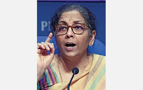 ஜிஎஸ்டி கவுன்சில் கூட்டத்தில் ஆலோசனை; மாநிலங்களுக்கு ரூ.20 ஆயிரம் கோடி விடுவிப்பு- நிதி அமைச்சர் நிர்மலா சீதாராமன் அறிவிப்பு