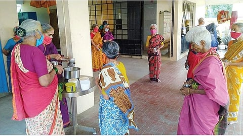 உரிய நேரத்தில் சிகிச்சை பெற்றால் கோவிட் ஒரு பொருட்டே இல்லை