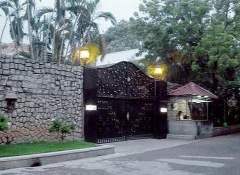 போயஸ் கார்டன் இல்லம்.
