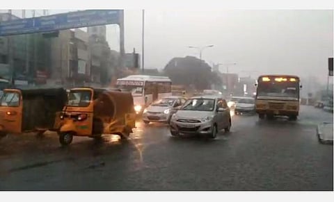 வளிமண்டல மேலடுக்கு சுழற்சி: வட தமிழக மாவட்டங்களில் மழைக்கு வாய்ப்பு: வானிலை ஆய்வு மையம்