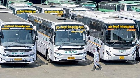 கரோனா பரவல் அச்சத்தால் மக்கள் தயக்கம்: விரைவு, சொகுசு பேருந்தில் தீபாவளி முன்பதிவு மந்தம்; கடந்த ஆண்டைவிட 50% குறைவு